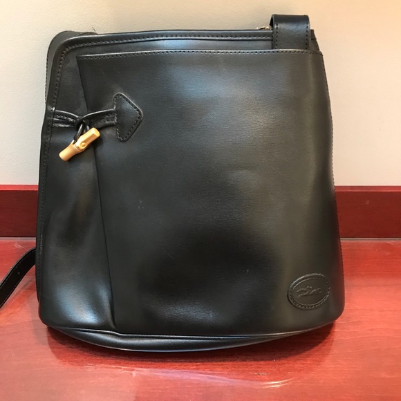 Black leather longchamp